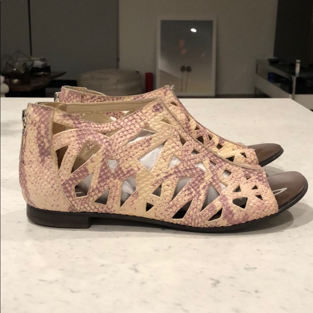 Boutique 9 - Snake skin sandals